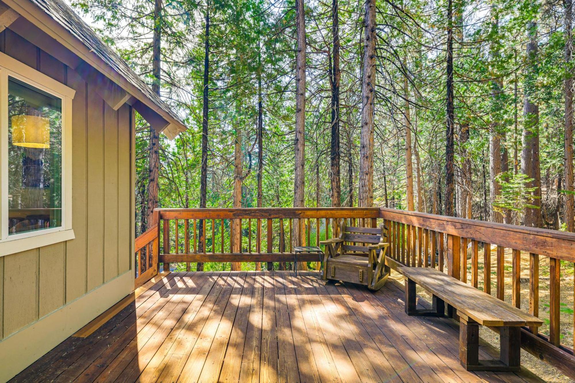 Treelined Retreat Cozy Cold Springs Cabin Villa Exterior photo